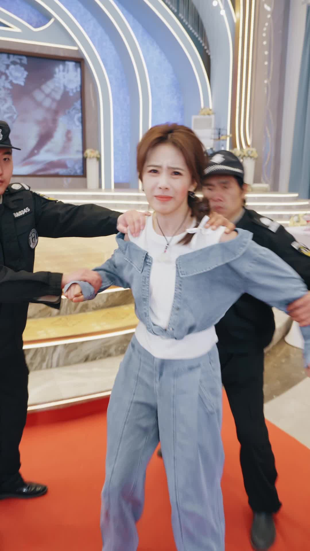 Episode 7 - Poor? I'm the Billionaire's Daughter